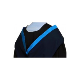 訂做香港大學藝術學院學士畢業袍 深藍色長袍 深藍色配藍色絲邊  畢業袍生產商DA269  訂做香港大學藝術學院學士畢業袍 深藍色長袍 深藍色配藍色絲邊  畢業袍生產商DA269